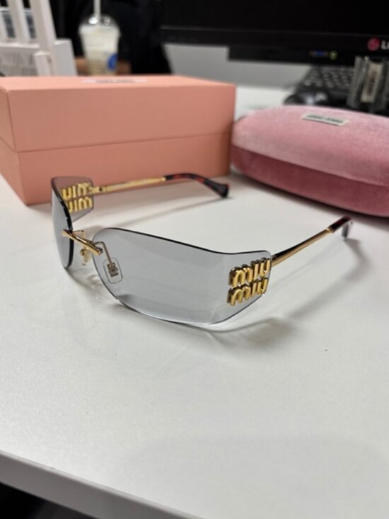 MIU MIU sunglasses main image 5